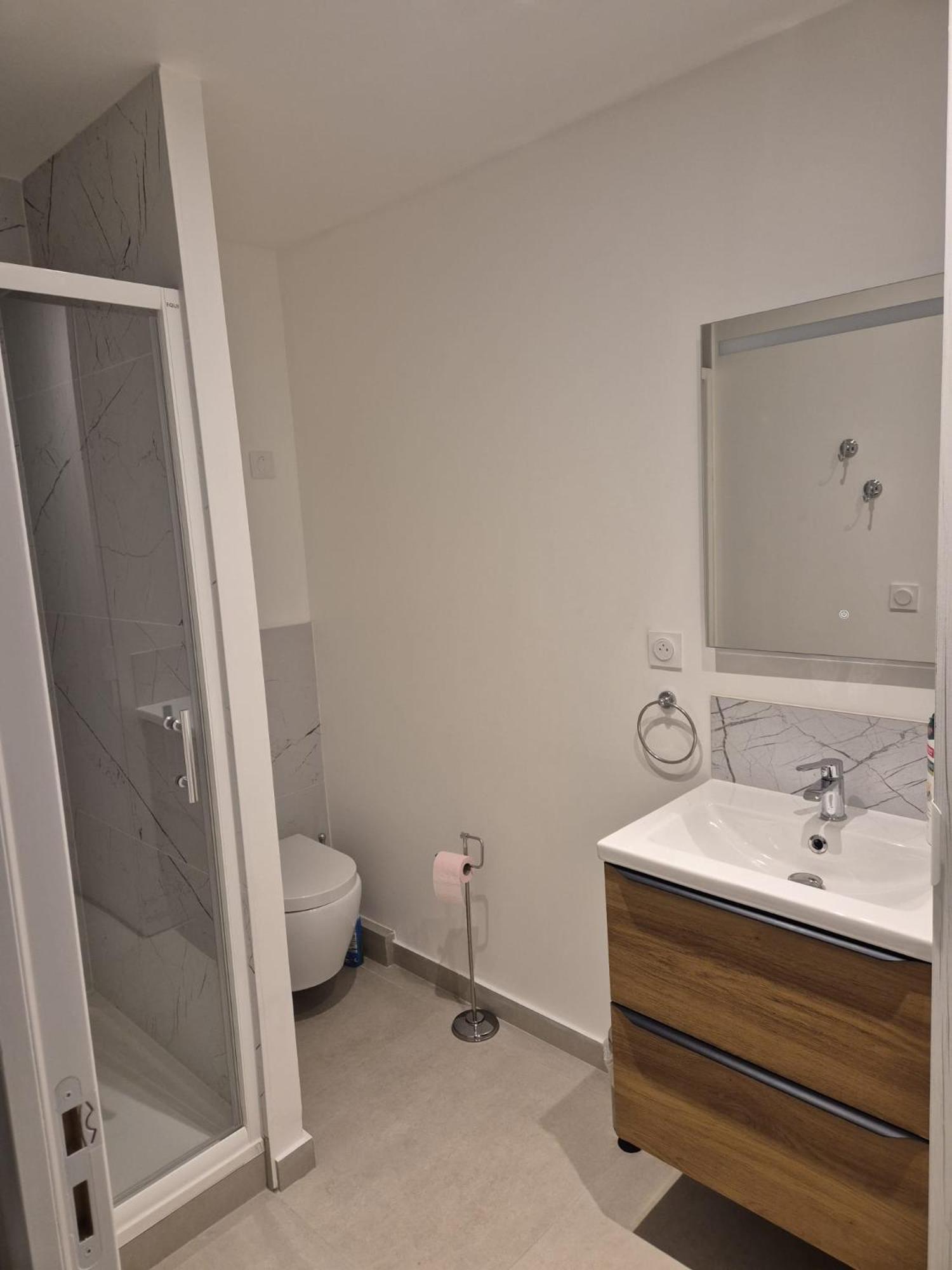 아티스 몽스 Mir Chambre 2 아파트 외부 사진